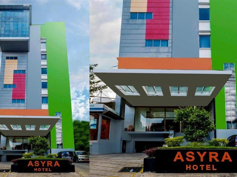 Urbanview Hotel Asyra נקסר מראה חיצוני תמונה