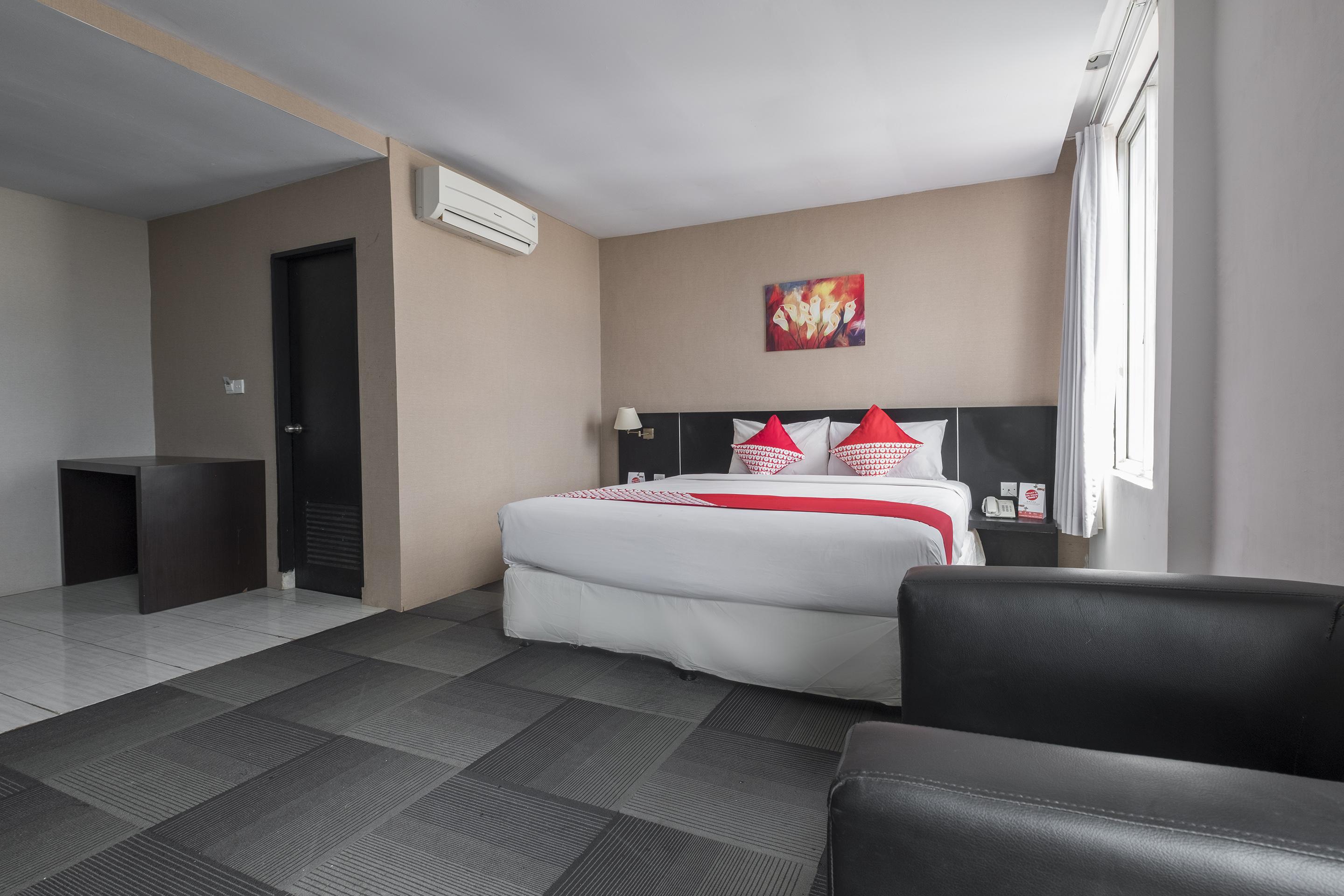 Urbanview Hotel Asyra נקסר מראה חיצוני תמונה
