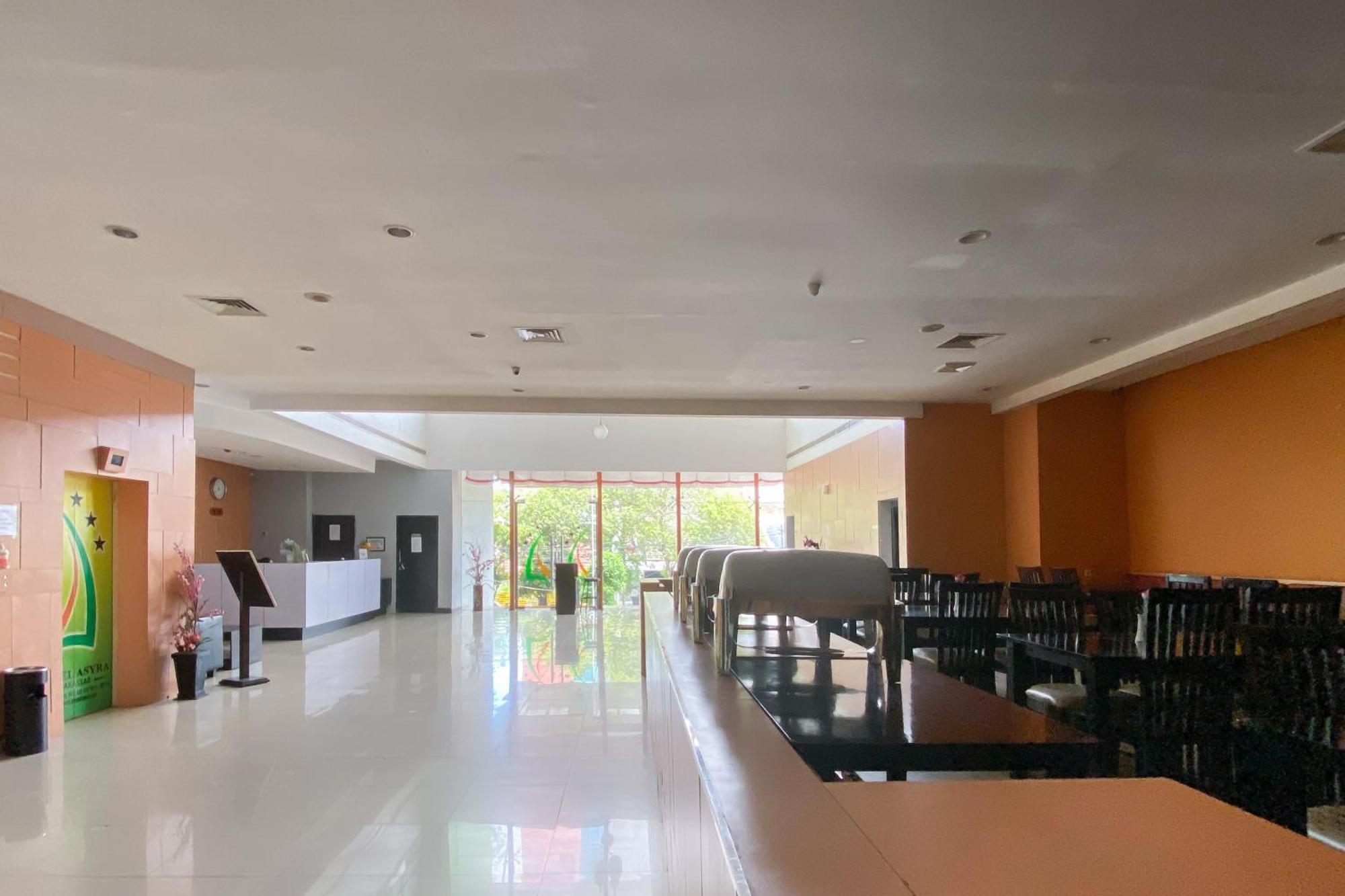 Urbanview Hotel Asyra נקסר מראה חיצוני תמונה