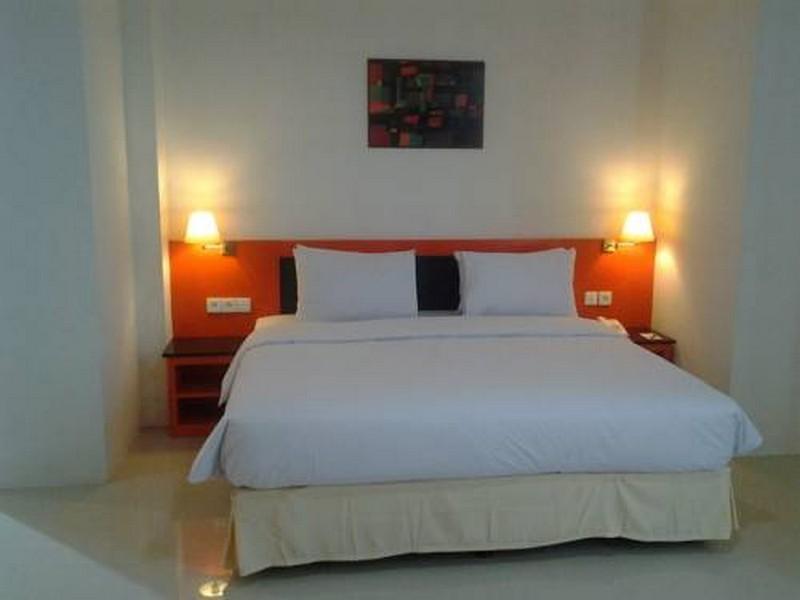 Urbanview Hotel Asyra נקסר מראה חיצוני תמונה
